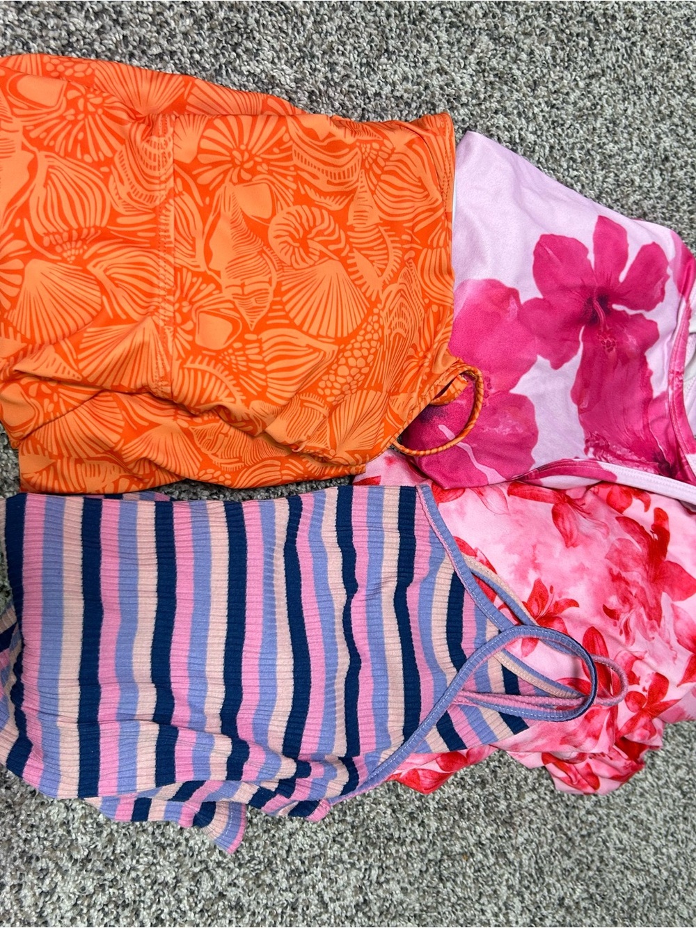 Maternity Lot- 4 pieces- 3 Dresses 1 Swimsuit SHEIN Size XXL Vacation Tropical